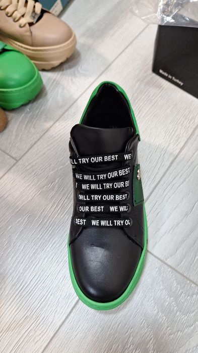 Продам обувь кожаный