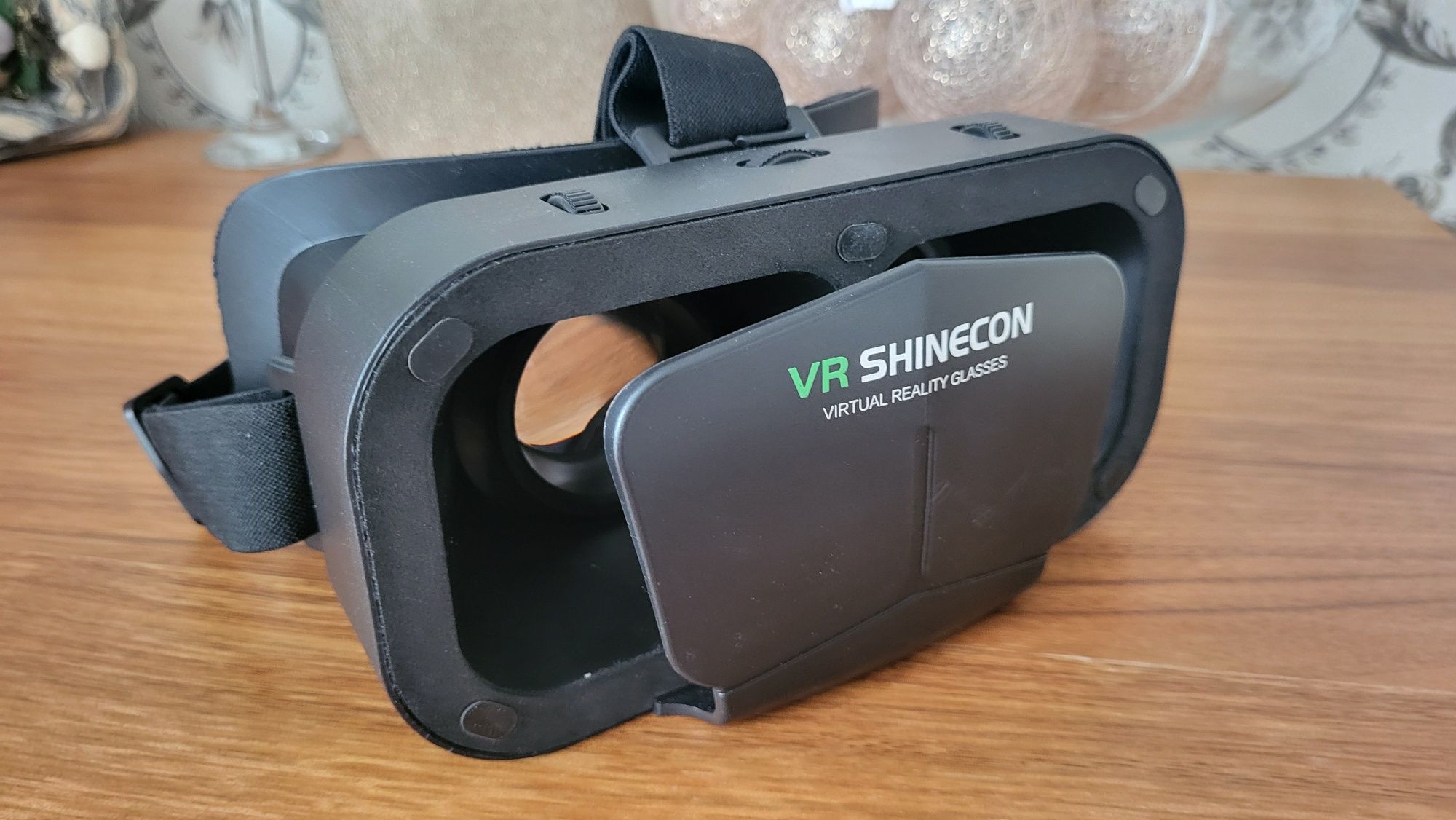 VR Shinecon ВР Шинекон с джойстиком: 7 000 тг. - Аксессуары Астана на Olx