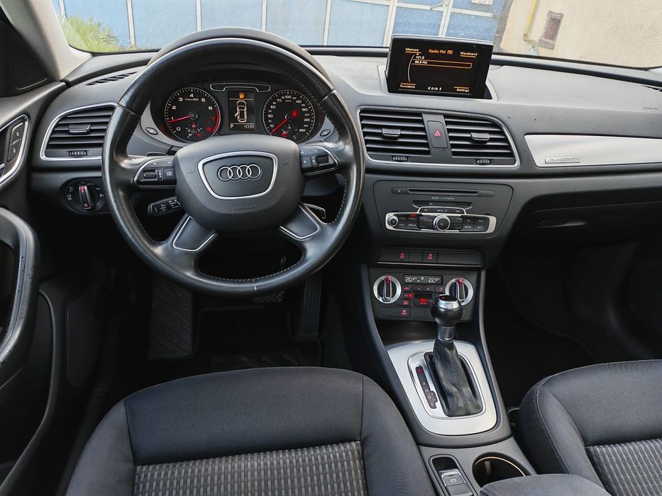 Audi Q3/ 2.0 Benzină/ automat/ 2014/