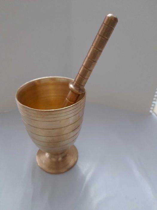 Масивен бронзов Хаван със чукало