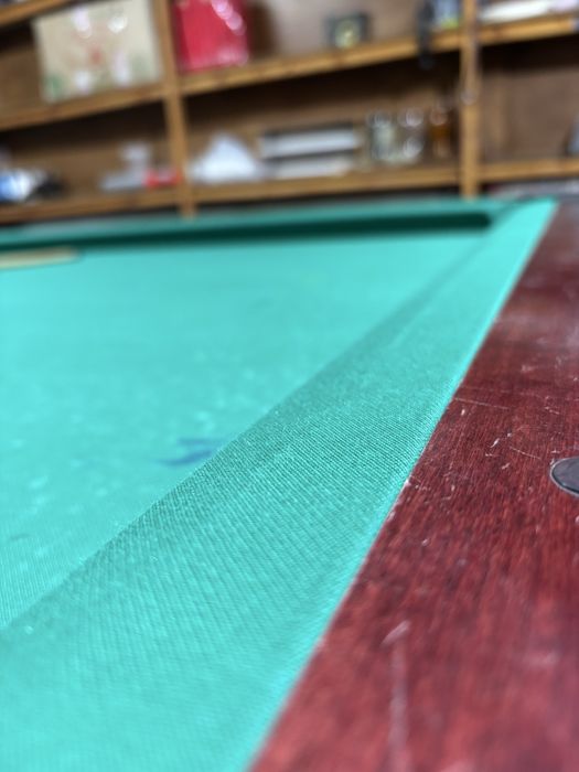Бильярдный стол