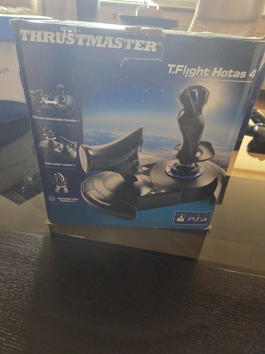 PlayStation 4 Pro + VR + аксесоари + 12 игри