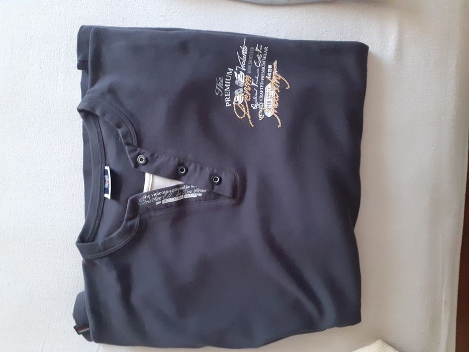 Pulovere barbati M- L