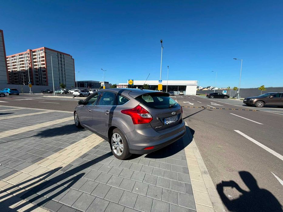 FORD Focus 2011 — imagine 3
