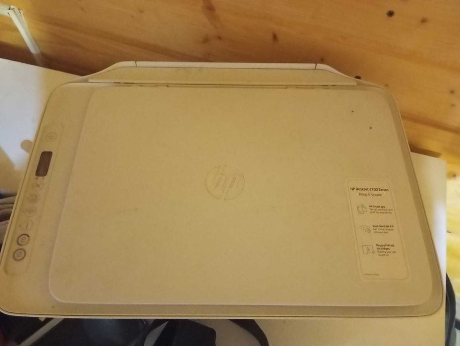 imprimanta HP deskjet 2700