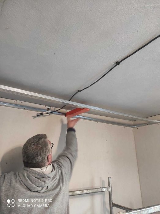 Дистанционер за по лесен и бърз монтаж на CD профилите за гипсокартон