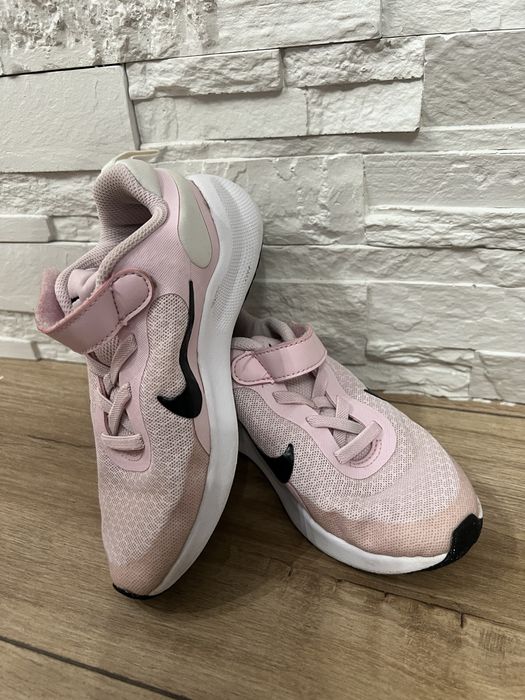 Маратонки Nike 28 номер