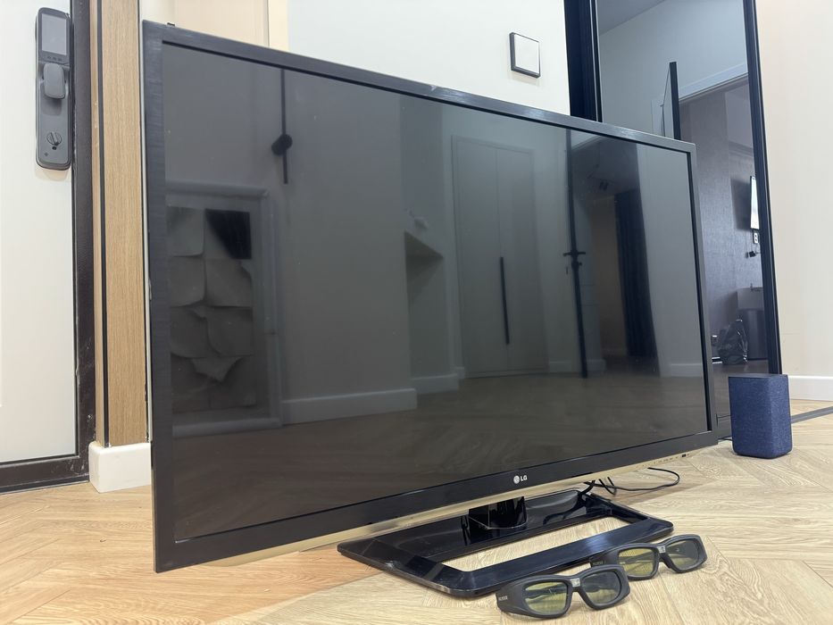 Телевизор LG тонкий 3D смарт тв через LAN