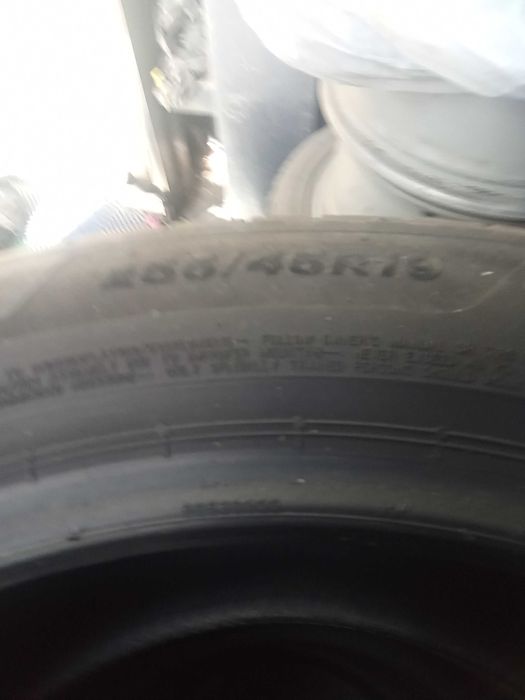 Vând set 4 cauciucuri 255/45/19.De vara, foarte puțin uzate.Pret negociabil.