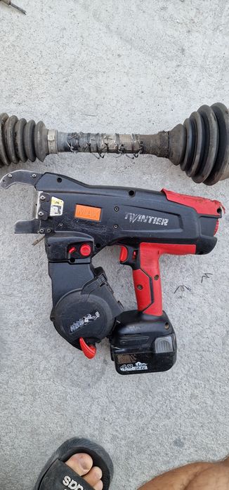 Rb max 441T  mașina legat sarma  fier beton