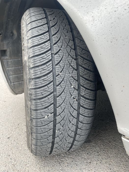 Резина 215/55 R17