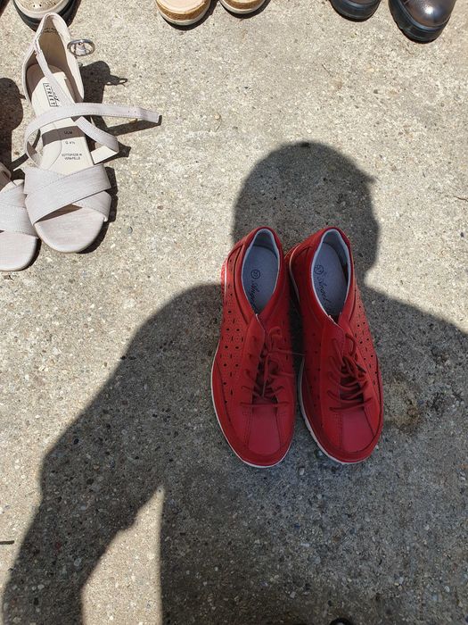 Vand pantofi , adidasi