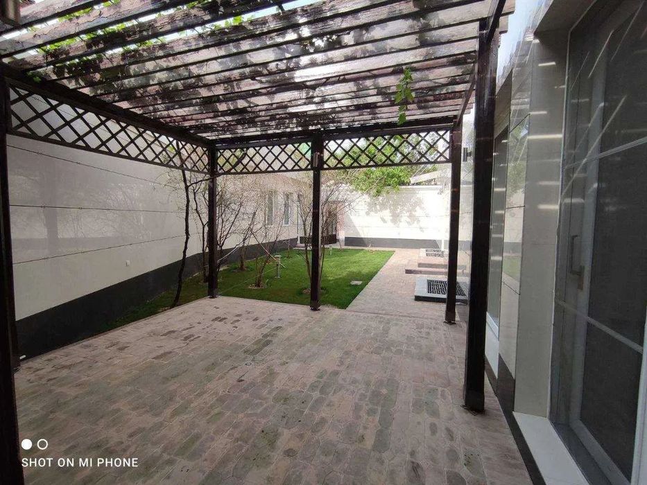 Сдам Евродом 5-соток на Куйлюк-5, метро Киёт