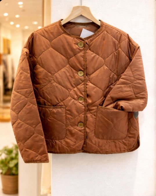 Продам куртку новую