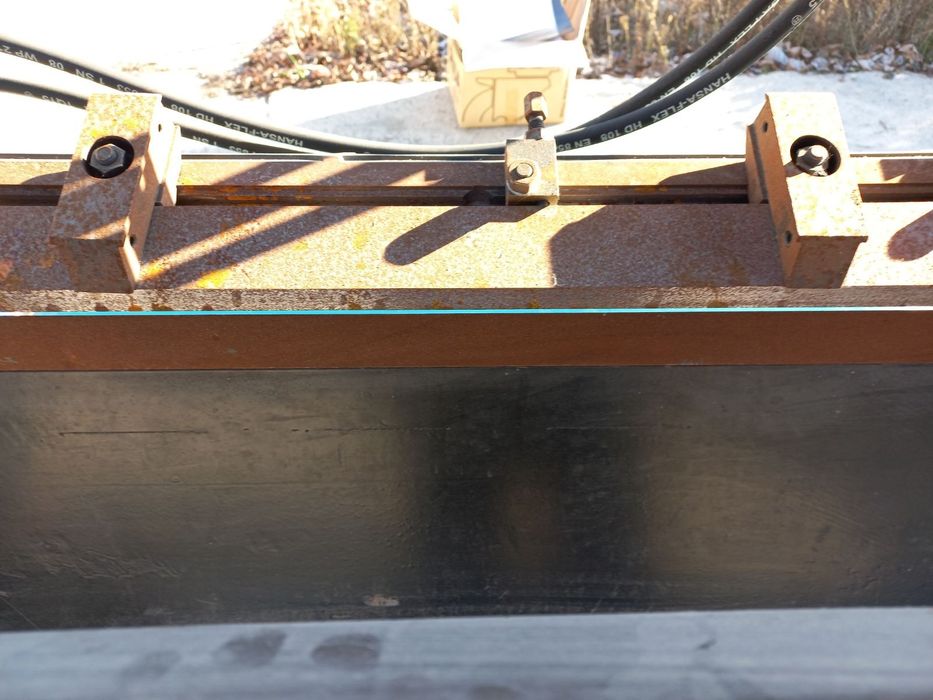 Нова машина за развиване на фурнир Украинска