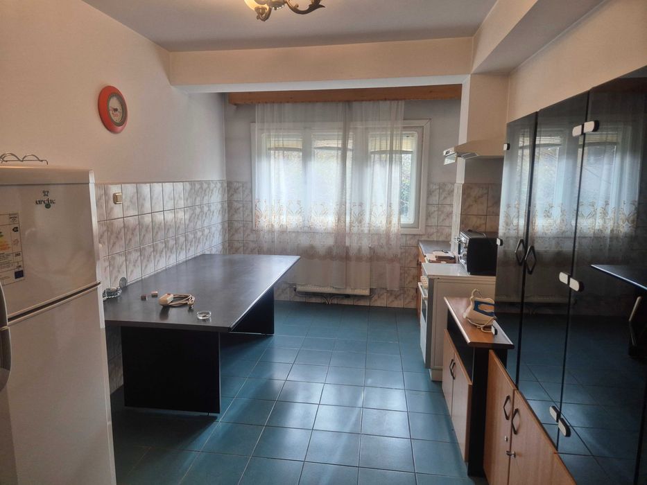 Închiriez vila în centrul Mun.Dr.Tr.Severin