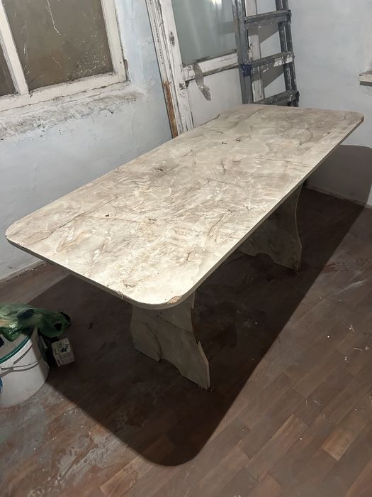 Продам стол для кухный