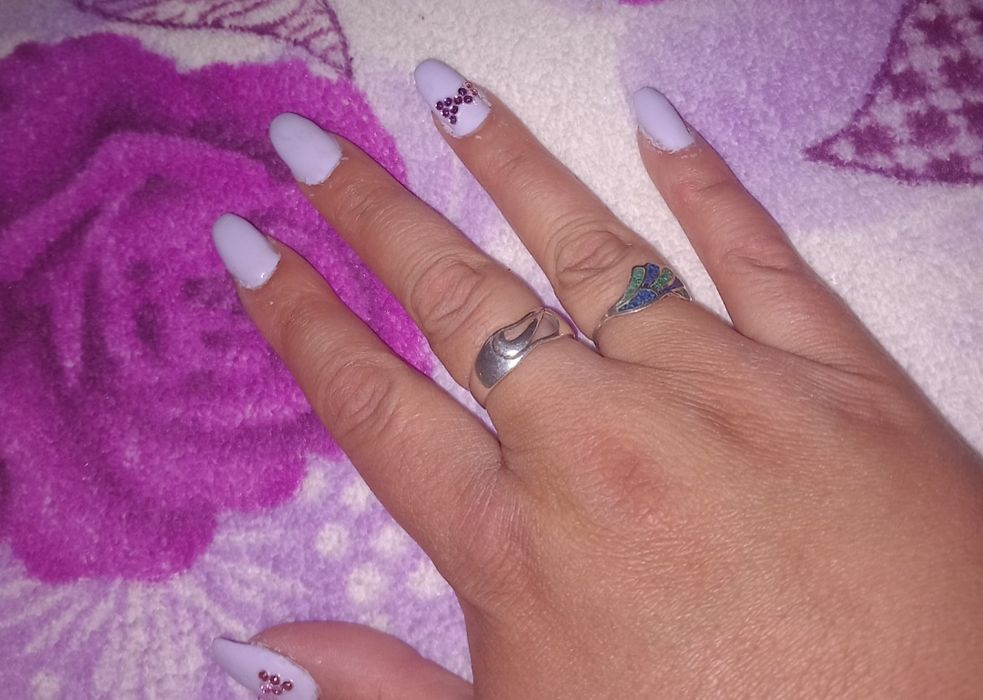 Aplic unghii cu gel mani pedi