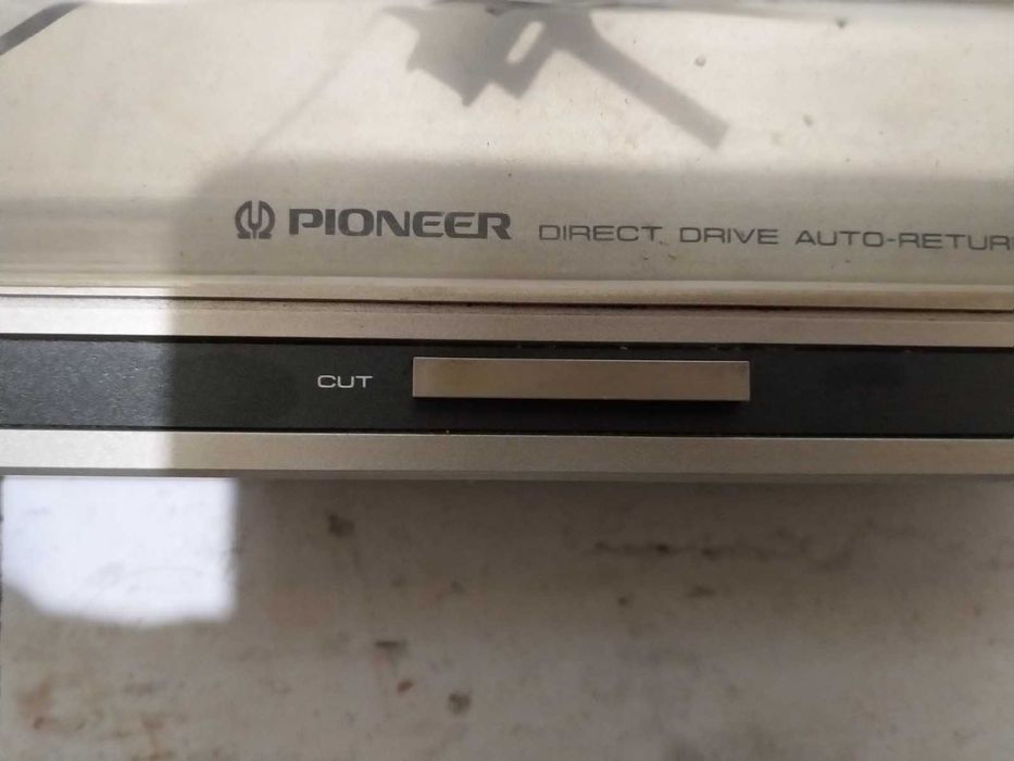 Грамофон Pioneer PL-200