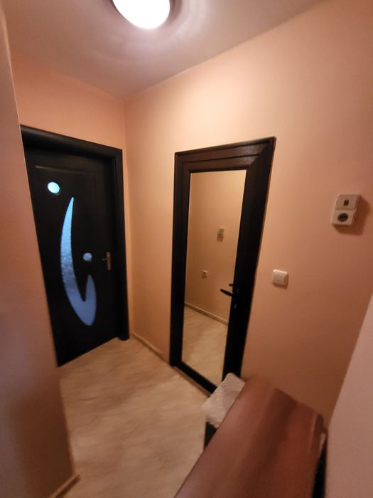 Дава се под наем Двустаен апартамент в Варна, Колхозен пазар - 76 кв.м за 423.3 € - Снимка #5