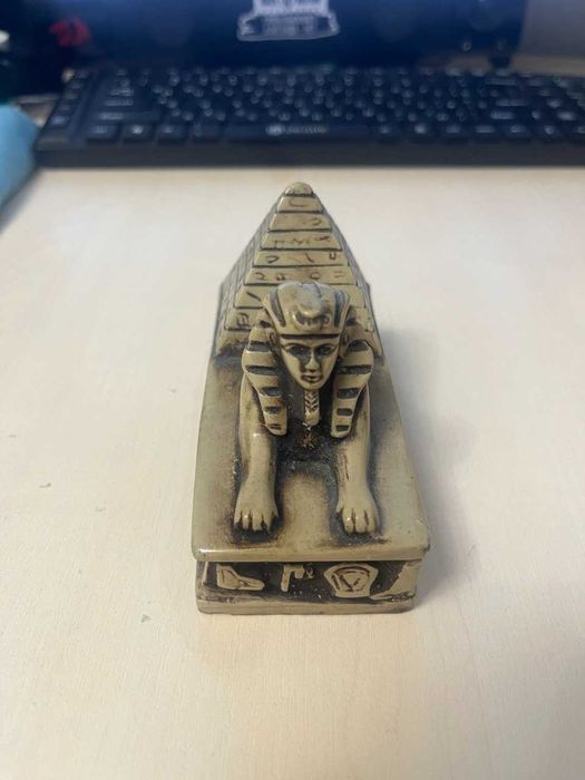 Сфинкс статуетка