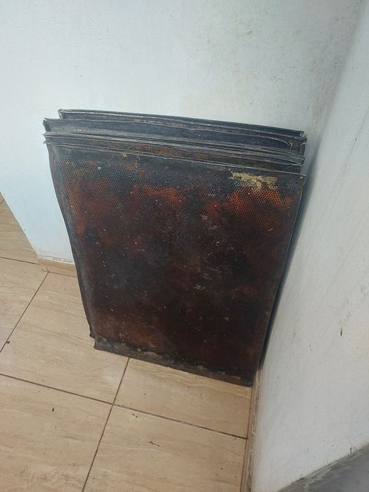Agregate pentru cameră frigorifică și tăvi de copt