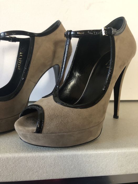 Pantofi open toe Gucci