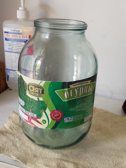 Продам банки 2х литровые