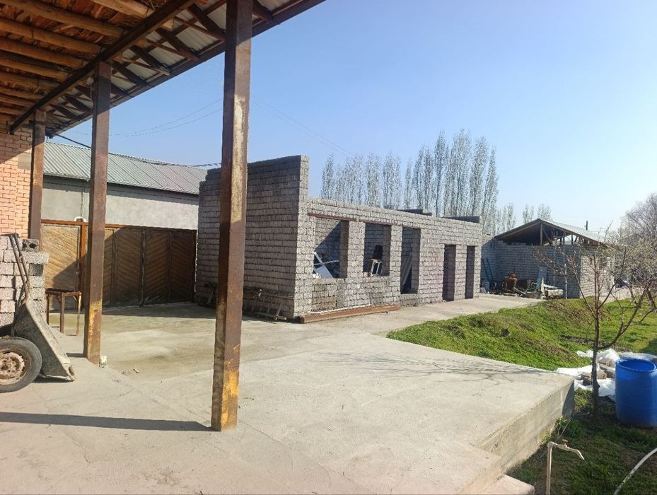 Uy sotiladi Piskentda