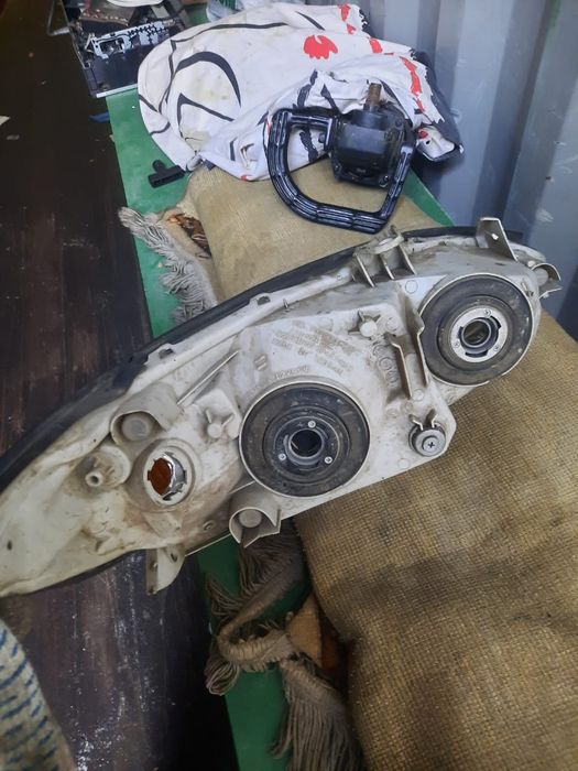 Фара Тайота Камри