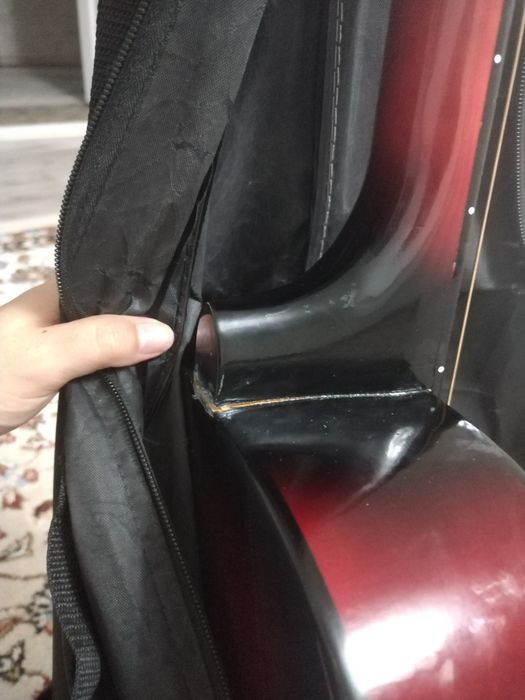 Продам средни состояние гитара