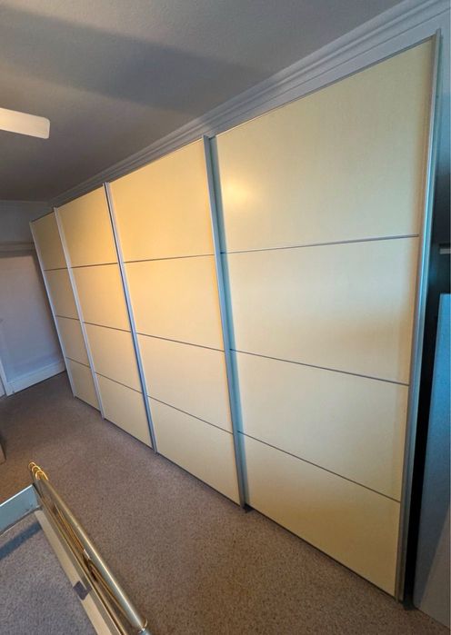 Dressing/Dulap 328/216/66 cm 4 usi culisante crem