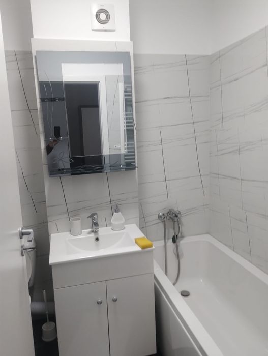 Garsoniera de închiriat militari residence