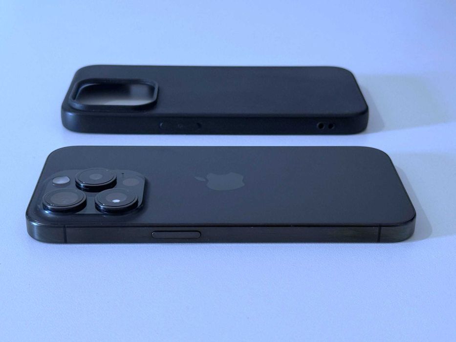Бартер! iPhone 15 Pro Black Titanium (Черен) 82%
