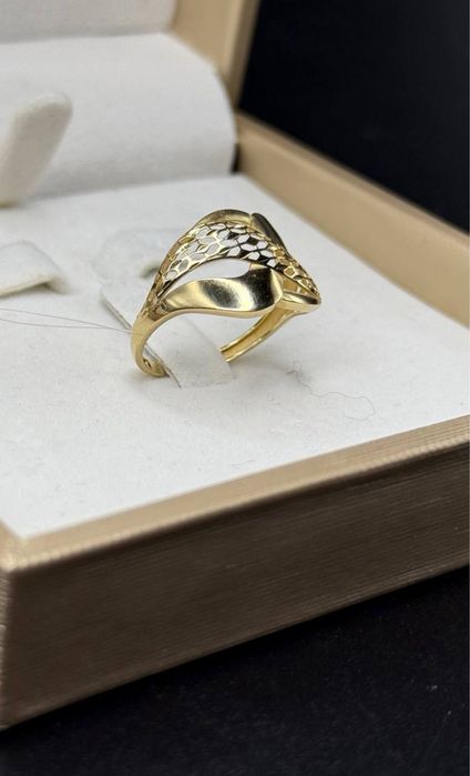 Золото 585  Кольцо