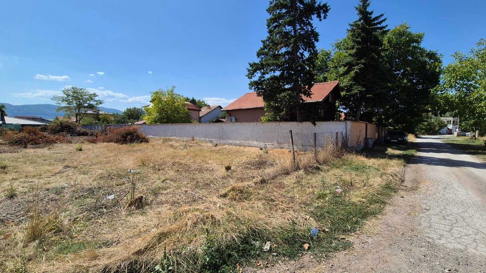 Парцел с. Равно поле!