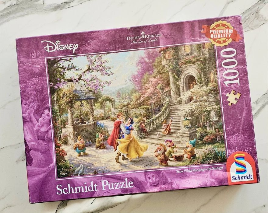 Disney / 1000 части/ пъзел" Снежанка танцува с принца"