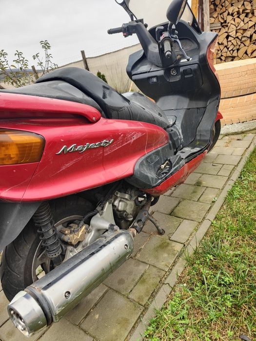 Vand scuter Yamaha Majesty