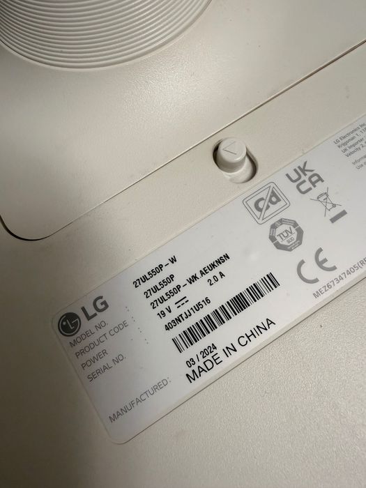Monitor 4K LG 27" IPS Ideal design/gaming.Ca nou