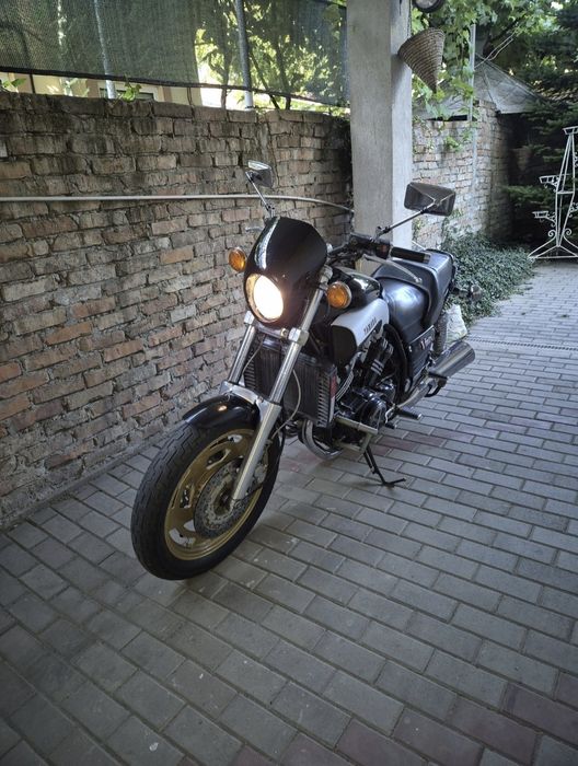 Yamaha VMAX 1200