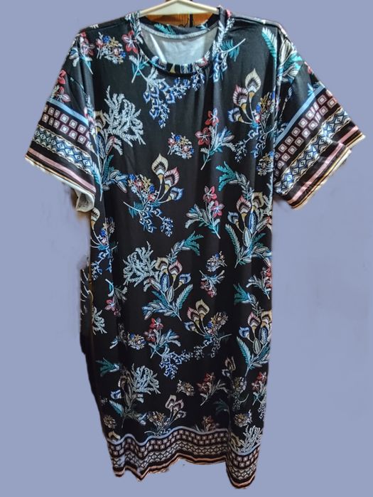 Продам платье женское,рр.54-56