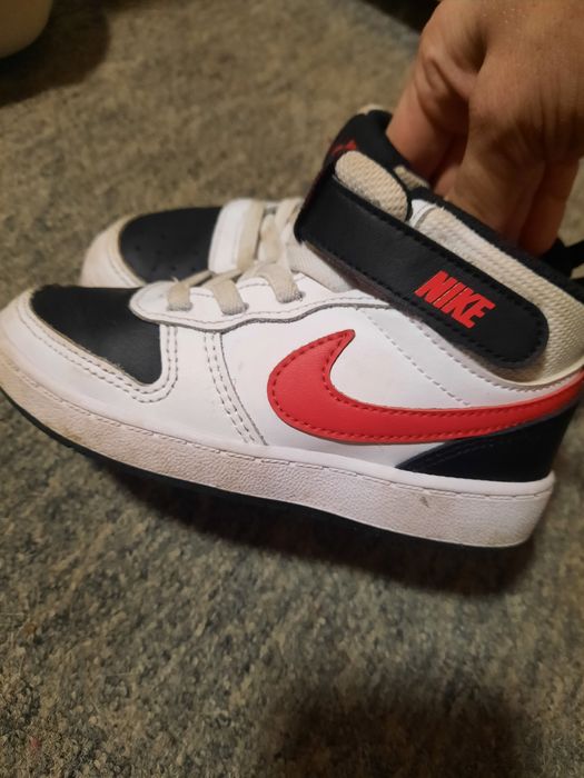 Adidasi Nike pentru copii,sustinere glezna