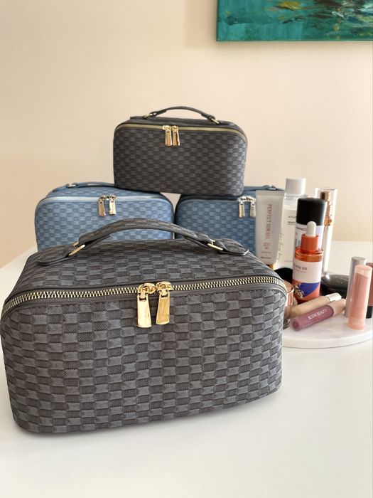 Подарок к 8 марта-косметичка