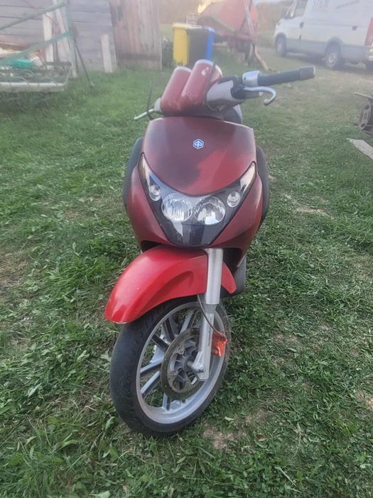 Scuter Piagio beverly200
