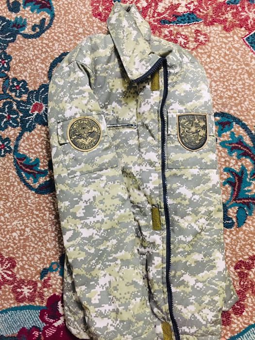 Продам офицерски бушлат