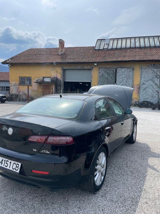Продавам Alfa Romeo 159 1.9 JTDm 8V, 2007 г. 165k– на части