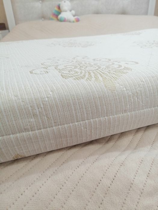 Продаётся детский матрас 120х60