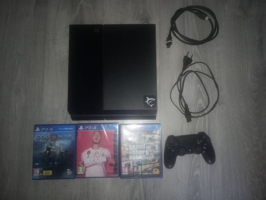 Playstation 4 fat