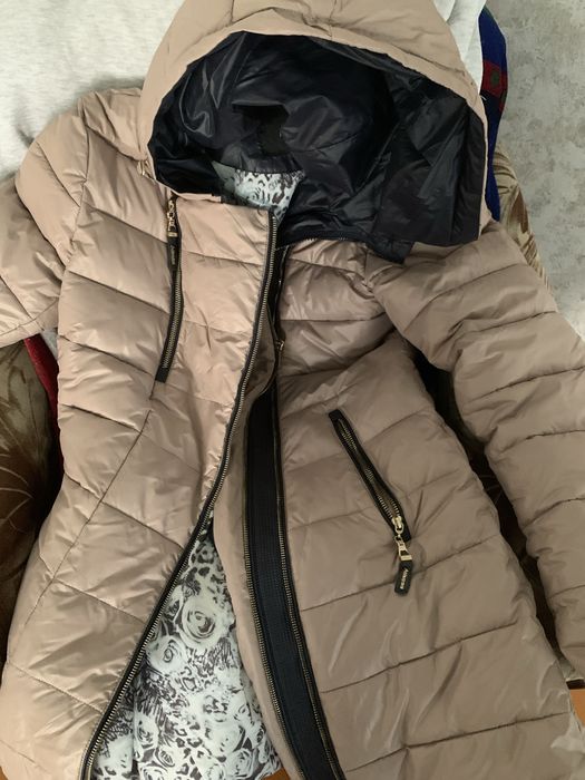 Продам куртки женский