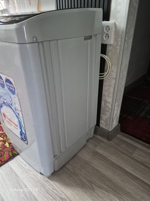 Машинка стиральная